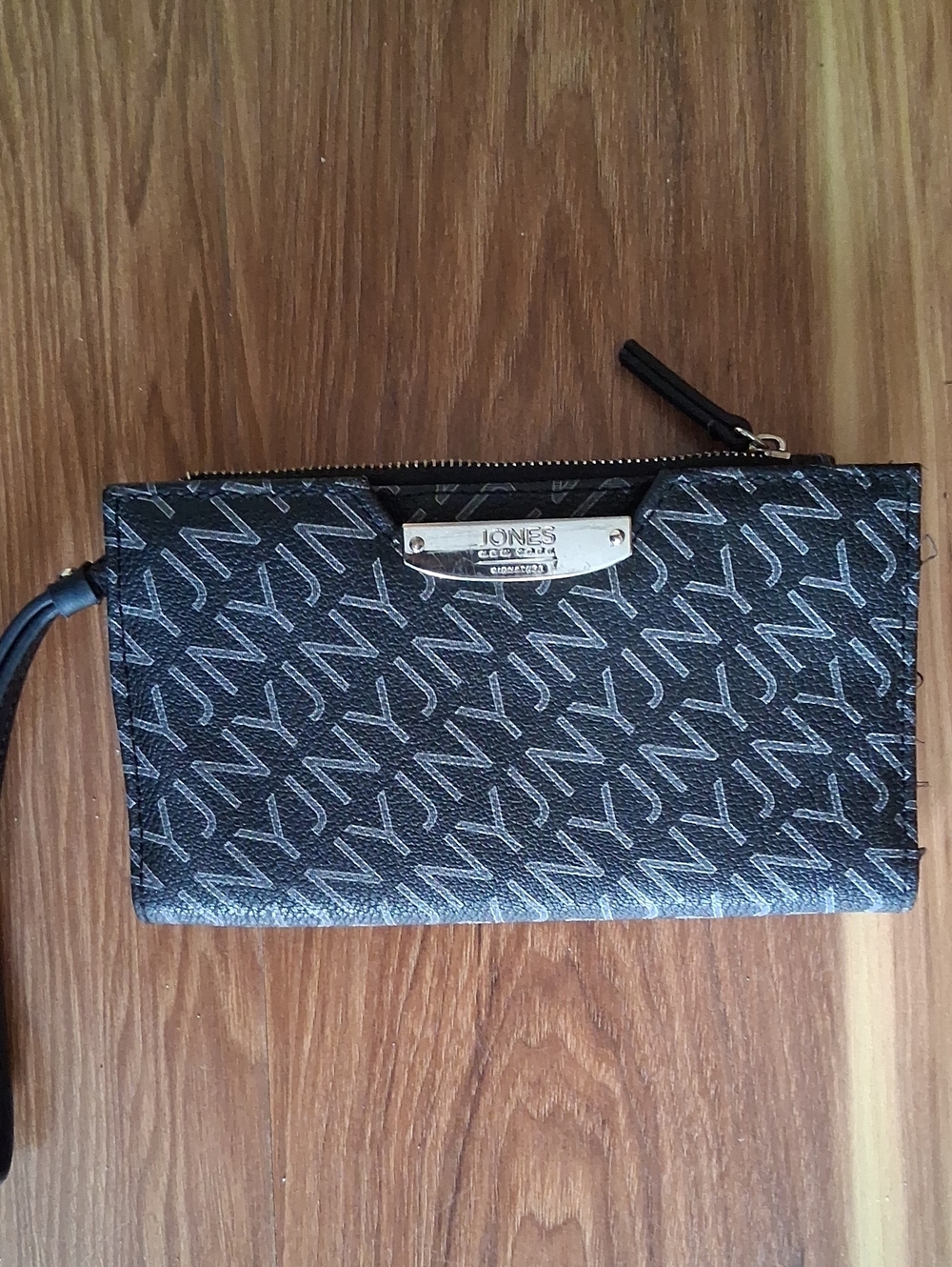NYJ Patterned Wristlet Clutch